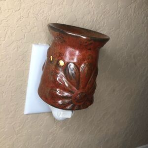Scentsy warmer 